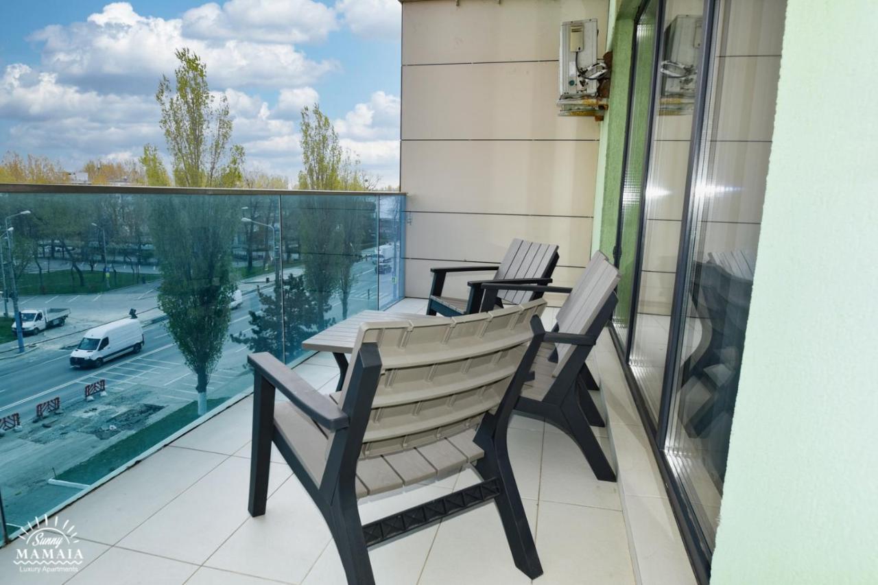 Sunny Luxury Apartment 2 Mamaia Exterior photo